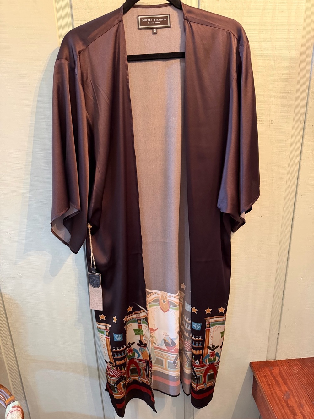 Double D Ranch Bar Room Buddies 100% Silk  Kimono with Scenic Hem